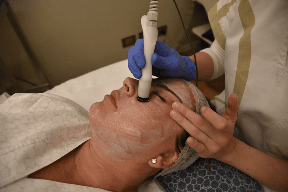 Trattamenti Viso tradizionali per le cicatrici da acne