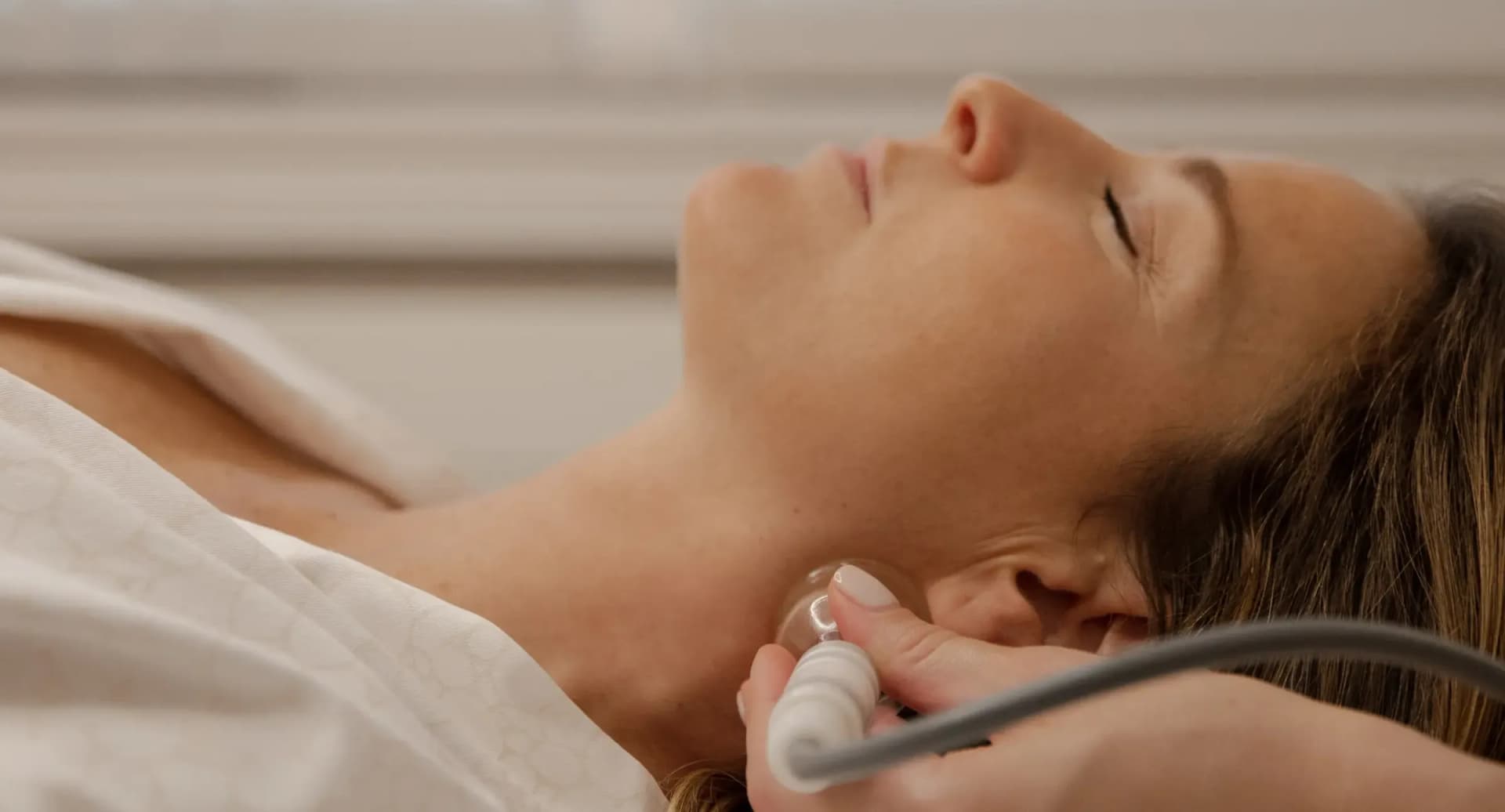 cupping-therapy-face